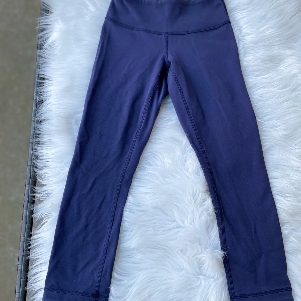 Lululemon Leggings - size 2 - Navy Blue - Picture 2 of 6